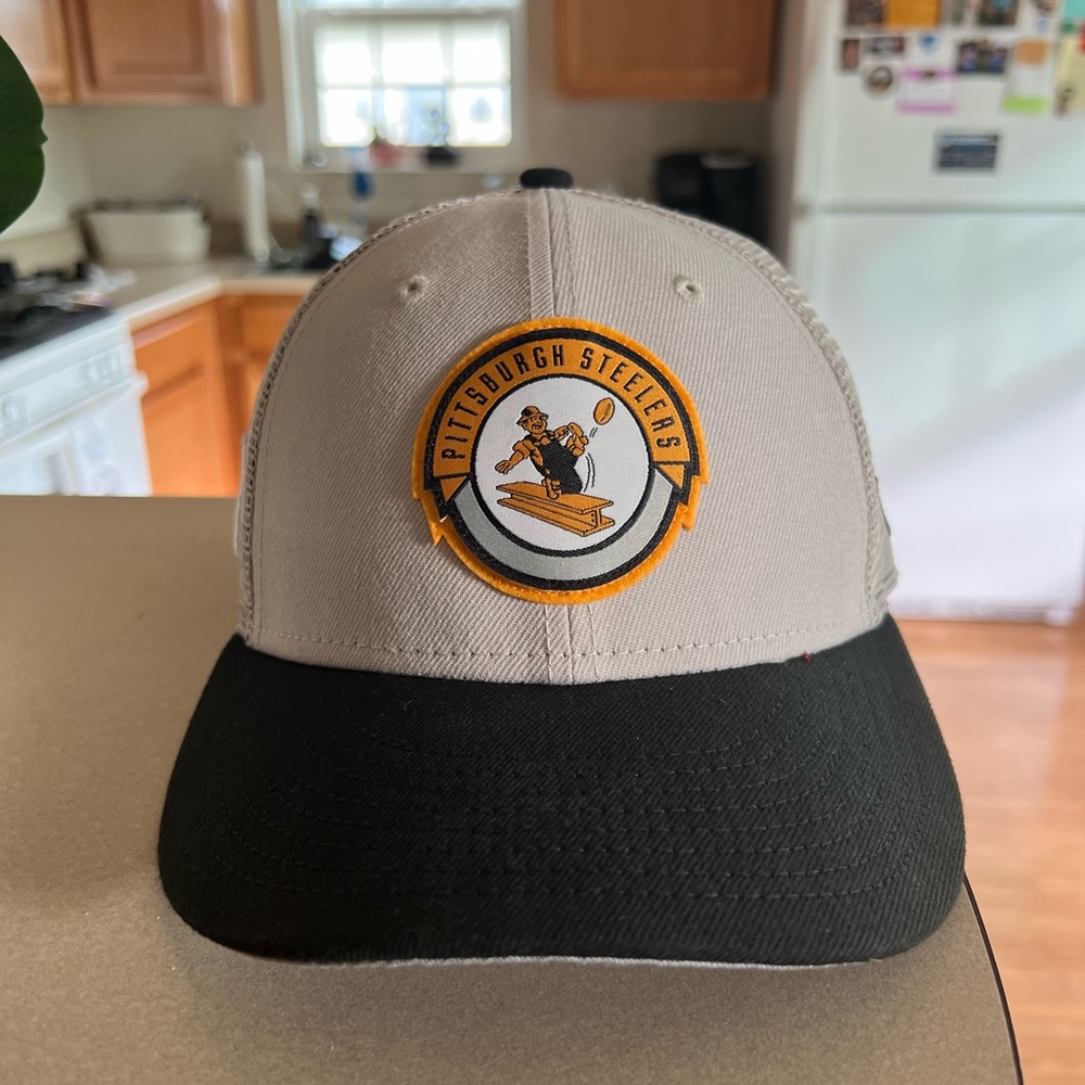 NWOT Pittsburgh Steelers hat